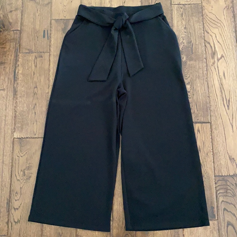 Altar’d State Wide Leg Pant with pockets 🖤 *Like new ~ Size M